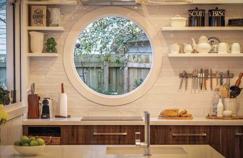 Trentham House | Soma Trentham Summary