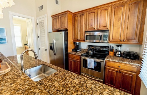 Old Town House | Sombrero Reef Light Suite