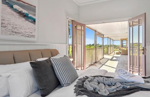 Somerville House | Sommerville Majestic Farm Manor Retreat 5bd 3Bth Pool Spa