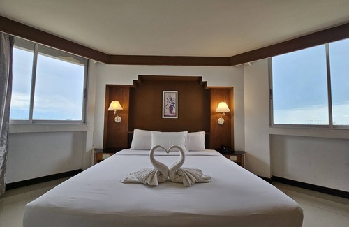 Suphan Buri Hotel | Songphanburi Hotel