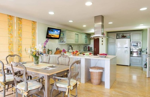 Sonnenland House | Sonnenland 12 by Interhome