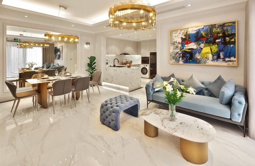 Hai Ba Trung Apartment | Sophisticated and Spacious 3-Bedroom Apartment in Hà Nội