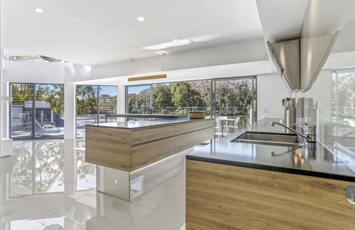 Noosaville House | Sophisticated Waterfront Living, Noosaville