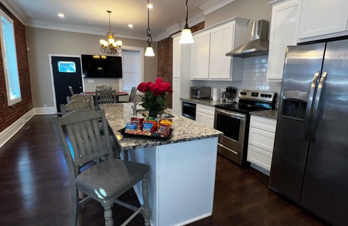 Benton Park West House | South City Historic Home w/private carport
