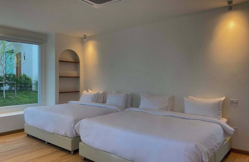 Wichian Buri Hotel | SP RESORT