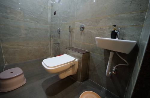 Ghodegaon Hotel | SP Tourist Home