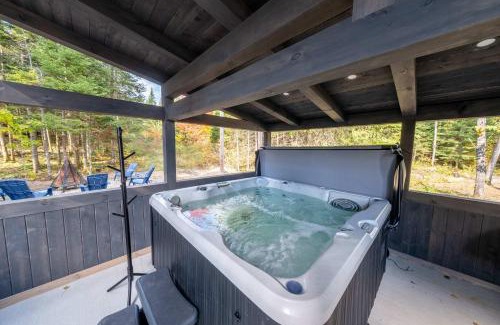 Sainte-Euphemie-sur-Riviere-du-Sud Ski Chalet | Spa and Nature - Chalet des Pins Rouge