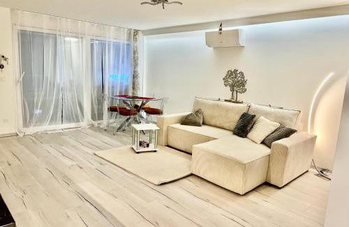 Montreux City Centre Apartment | Spa luxury app for 2 or 4 pers centre lac view