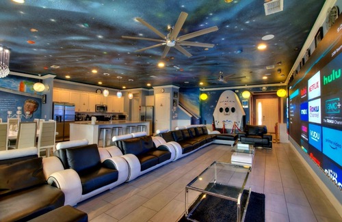 Kissimmee House | Space Bowling Villa sleeps 36 FREE early check in/late check out WHEN available