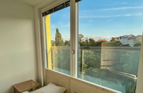 Dobling Apartment | Spaceous and light-filled Penthouse Apartment