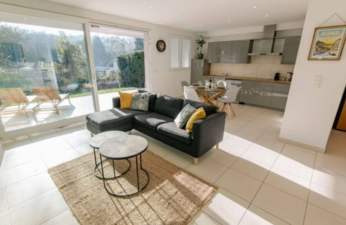 Mulhouse Apartment | Spacieux, Moderne Avec Terrasse vue sur le Zoo