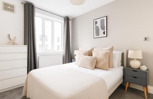 Angel Apartment | Spacious 1 Bed Flat in Angel