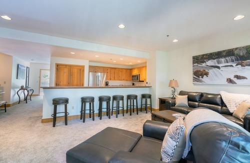 Mountain Village Condo | Spacious 2 BDR Mountain Village Condo at Bear Creek Lodge