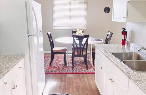 Camrose Apartment | Spacious 2-bedroom apartment