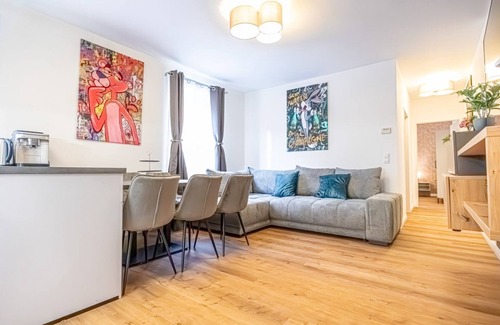 Vienna Apartment | Spacious 2BR and 1LR Apartment, Around Donaustadt