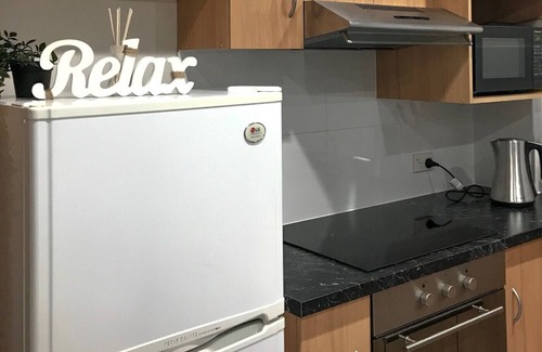 North Adelaide Apartment | Spacious, 2BR Modern Apartment on Melbourne St - Perfect location, Free WIFI