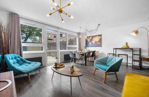 Shadwell Apartment | Spacious 3 bedroom Whitechapel Apartment with Garden by Gold Stays