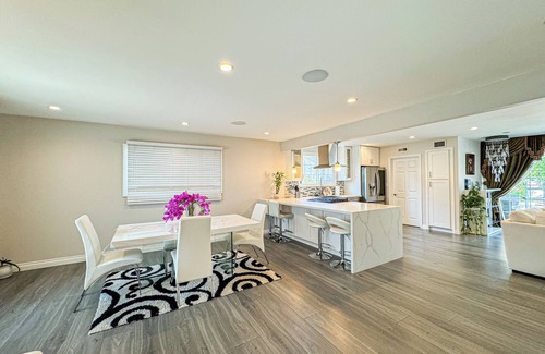 Woodland Hills House | Spacious 3BR Retreat with Private Pool - FRHH