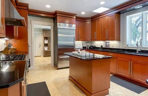Sea Pines House | Spacious 4-Bed, Direct golf-view Home w/Private Pool in the heart of Sea Pines