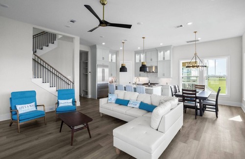 Beachside Village House | Spacious 5-bedroom, 5 Bath house with Amazing Ocean Views