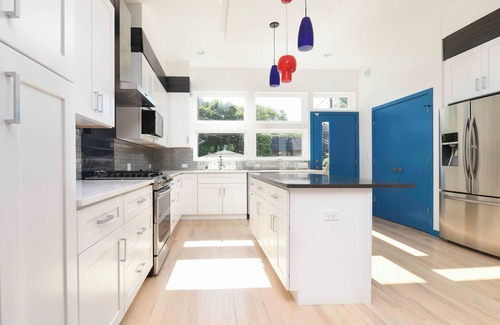 West Town House | Spacious 5-bedroom house great for large groups