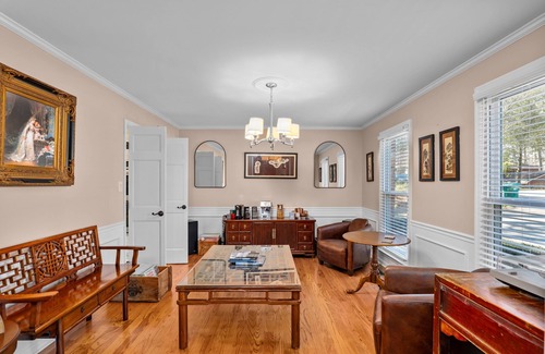Evans House | Spacious 5-bedroom house in fabulous Evans with AC, community pool, fitness area