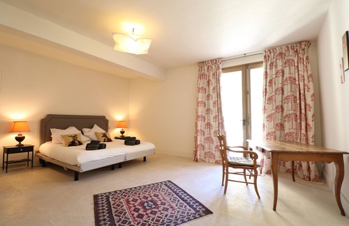 L'Isle-sur-la-Sorgue Other | Spacious and quiet farmhouse in Isle sur la Sorgue