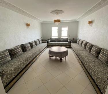 Gueznaia Apartment | Spacious Apartment F5 Tangier