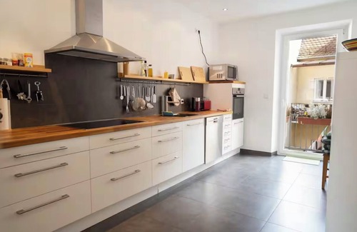 Altstadt - Sankt Lorenz Apartment | Spacious apartment with balcony in the heart of the historic old town