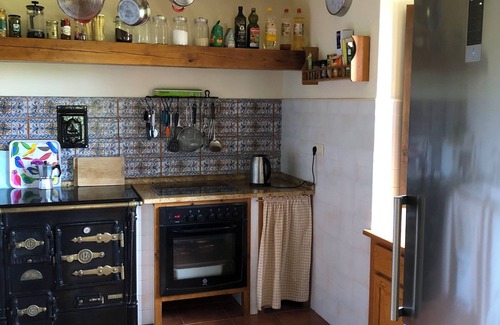 Loza Villa | Spacious Asturian style villa with sea views and local beach.