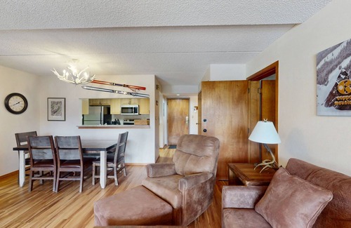 Copper Mountain Village Condo | Spacious Center Village suite w/private sunroom & shared hot tub - walk to lift