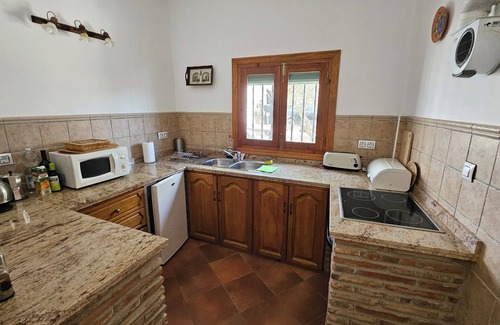 Rute Apartment | Spacious, cozy and family-friendly apartment above Lake Iznajar