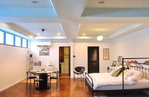 Suan Luang House | Spacious Design Loft with Rooftop