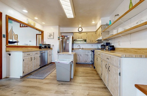 Kill Devil Hills House | Spacious Getaway with Ocean Views, and Game Area