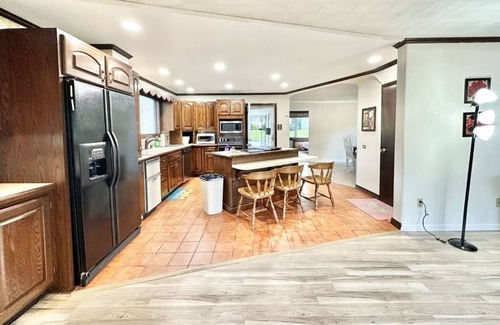 Mechanicsville House | Spacious Home In Front of Geisinger Hospital