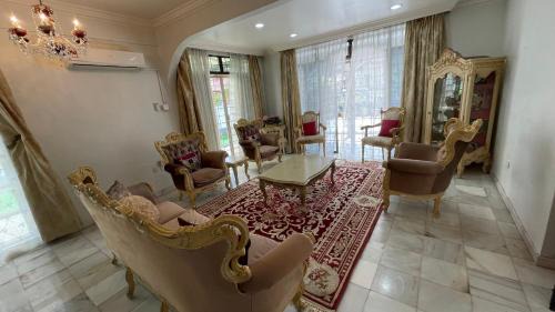 Kampung Nibung House | Spacious Home in Kuala Terengganu