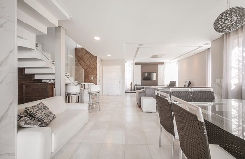 Nova Esperanca House | Spacious house with backyard and pool