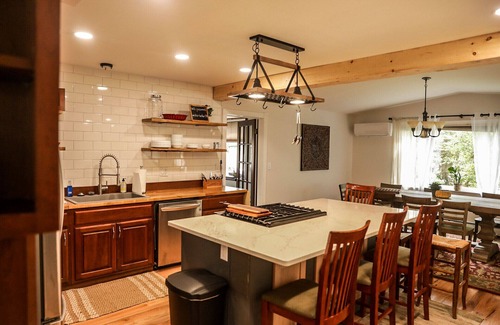 Frankenmuth House | Spacious House in Frankenmuth