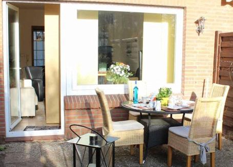 Tinnum House | Spacious House in Sylt-Ost, Garden