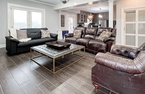 Travis Settlement House | Spacious house with full kitchen, private pool, big patio, fire pit and casita