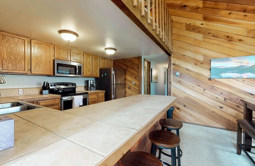 Wildernest House | Spacious lodge-style duplex with private hot tub - near hiking, skiing, & more