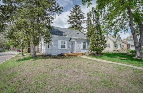 Richfield House | Spacious Minneapolis Home Rental 8 Mi to Downtown