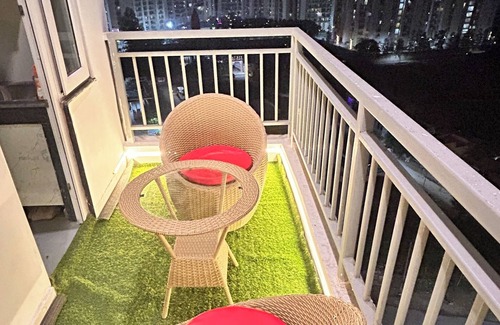 Greater Noida Apartment | Spacious & Peaceful Homestay in Noida | Family-Friendly, Near Gaur City Mal