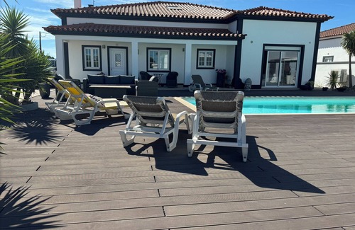 Salvaterra de Magos Villa | Spacious quiet charming villa with private pool and close to Lisbon