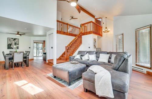 Tobyhanna House | Spacious Retreat 7 Mi to Tobyhanna State Park!