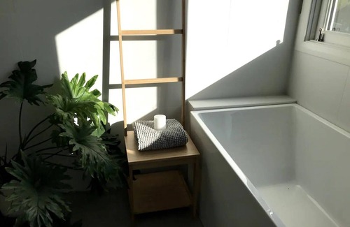 Sapphire Coast House | Spacious retreat, fully renovated, close to beach