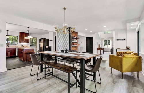 Sewanee House | Spacious Retreat on the Cliffside