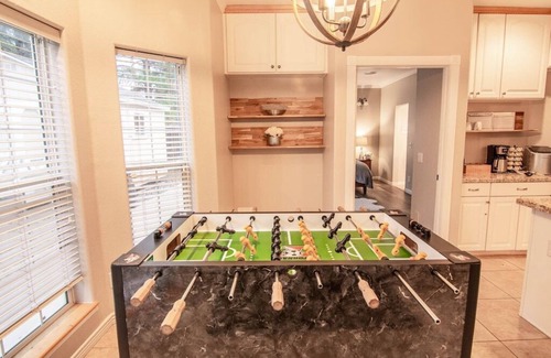 Ponderosa Trails House | Spacious Retreat with 2 Master Suites, Foosball & AC