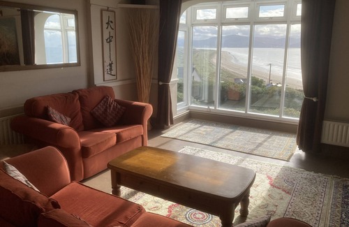 Inch House | Spacious Self-catering, Great For Large Groups - with spectacular sea views