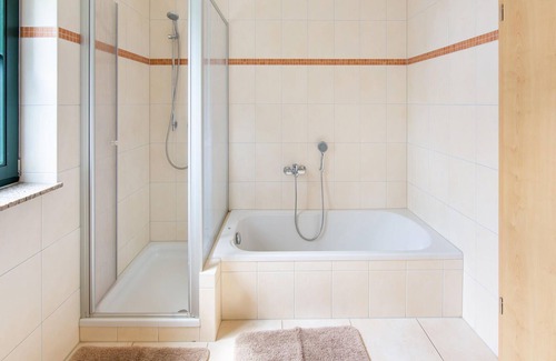 Friedrichshoehe House | Spacious semi-detached house with wood stove located directly on the Rennsteig